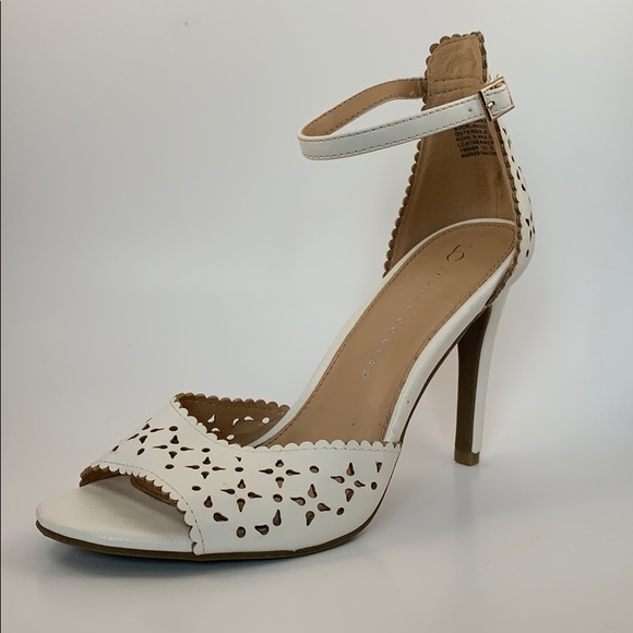 🌼LC Lauren Conrad Cream Color Stilettos🌼 - Picture 1 of 4